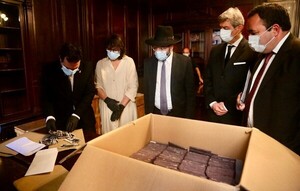 ¡Hallazgo histórico! Encuentran archivos de los nazis