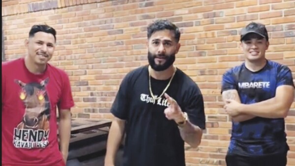 Acusan a influencers de la "Mansión" de joder al rollo con un sorteo de autazos
