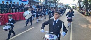 San Ignacio: homenaje a la patria con desfile cívico, militar y policial - Nacionales - ABC Color