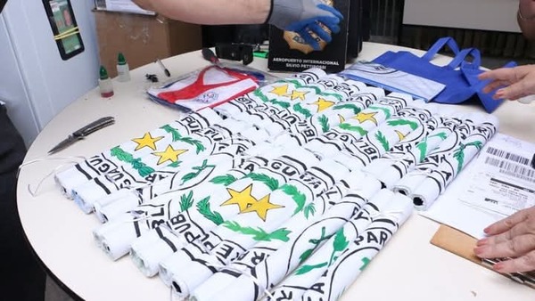 Montón de droga se pilló en banderines patrios