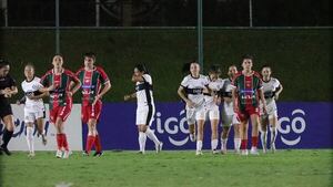 Olimpia inamovible en la cima del Torneo Anual Femenino - Fútbol - ABC Color