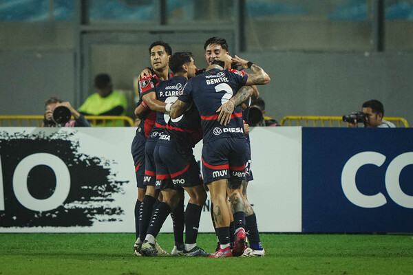 Cerro Porteño logró un triunfo clave sobre Sporting Cristal - 1000 Noticias