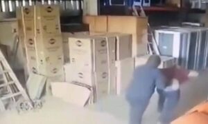 (Video) Así robaron los 150 celulares en CDE de la Tienda Gonzalito