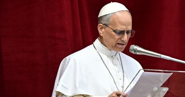 La Nación / “Las armas deben callar”: el papa ofrece su mediación para poner fin a los conflictos