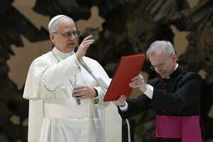León XIV recibe al prelado del Opus Dei a la espera de la reforma estatutaria - Mundo - ABC Color