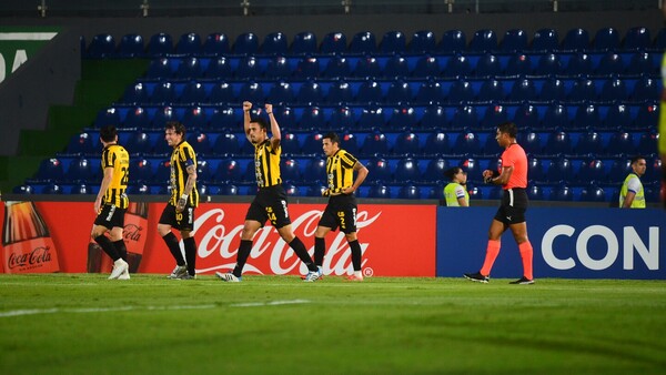 Guaraní viaja para buscar pase a octavos