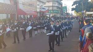 Pedro Juan Caballero: Multitudinario desfile en homenaje a la patria y a la madre - Nacionales - ABC Color