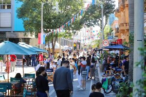 Asunción celebra fiestas patrias con conciertos, ferias, recorridos, arte y tradición - trece