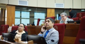 La oposición denuncia al Gobierno en el exterior por las leyes electorales