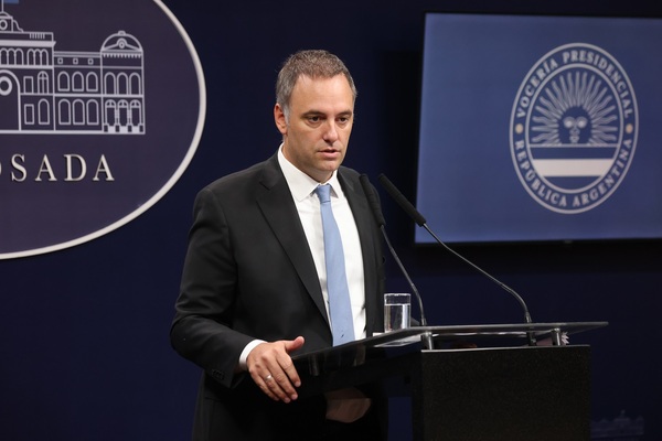 Argentina anuncia su nueva política migratoria