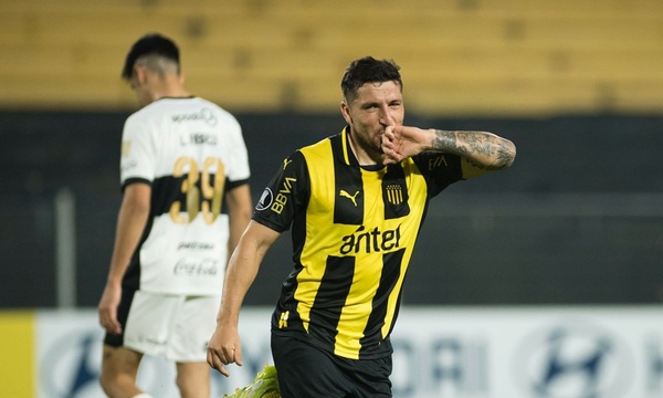 Peñarol lo remontó 3-2 y lo deja a Olimpia sin copas - OviedoPress