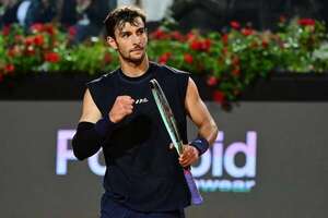 Musetti desdibuja a Zverev y se medirá a Alcaraz en semifinales  - Polideportivo - ABC Color