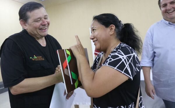 La titulación de tierras a nombre de mujeres rurales es el mejor homenaje por el Día de la Madre
