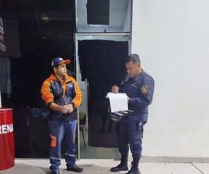 Delincuentes asaltaron a playero en pleno lugar de trabajo