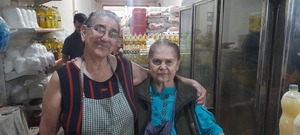 Día de las Madres: trabajando con el mismo amor de siempre en "La Placita"