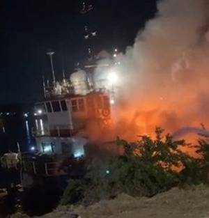 Desgracia con suerte: Se incendia remolcador de combustible - Portal Digital Cáritas Universidad Católica