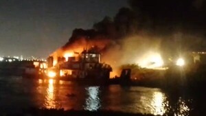 Incendio afecta a un remolcador y rescatan a toda la tripulación en Remanso