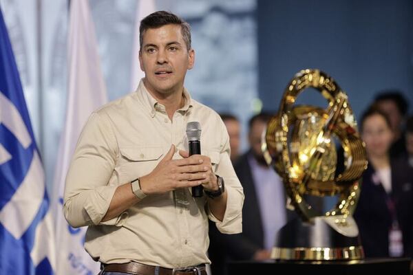 Peña reconoce que precios de la canasta básica no se reflejan en ajuste salarial - Política - ABC Color