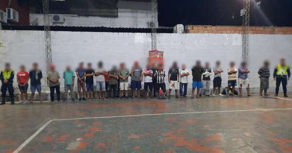 Diario HOY | Unos 25 cuidacoches fueron demorados durante los festejos patrios en Asunción
