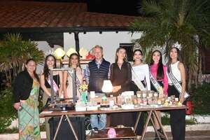 Emprendedores Santanianos realizan feria por el Día de la Madre y la Patria - Nacionales - ABC Color