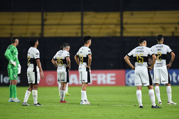 Versus / Un histórico de Olimpia destrozó al plantel actual: "Jugadores de quinta categoría"