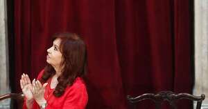 La Nación / Jefe de fiscales de Argentina pide duplicar pena por corrupción a expresidenta Kirchner