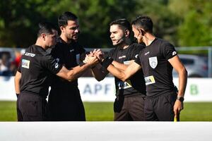 Árbitros para la quinta ronda del torneo de la Primera División B - Fútbol de Ascenso de Paraguay - ABC Color