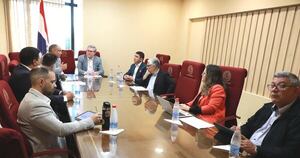La Nación / Mafia de pagarés: MDP se compromete a agilizar la defensa legal a víctimas