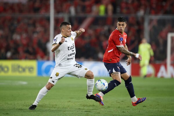 Versus / Guaraní cae ante Independiente y define su suerte en la última fecha