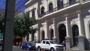 Los nombres que se mencionan para ocupar cargos de embajador
