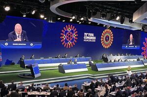 Versus / Delegados europeos abandonan molestos el Congreso de la FIFA tras retraso de Infantino