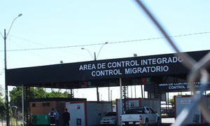 Acuerdos del Mercosur frenan el nuevo régimen migratorio de Milei - OviedoPress