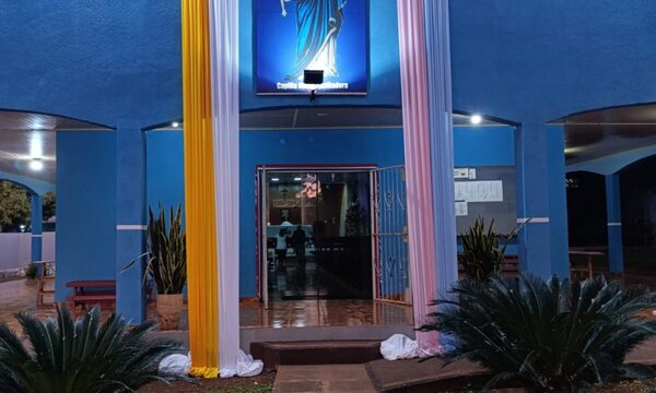 Inició novena en homenaje a María Auxiliadora