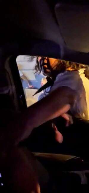 Vídeo: supuesta policía agrede y amenaza a familia por estacionamiento - Policiales - ABC Color