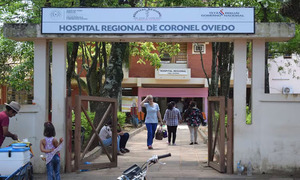 Hospital Materno Infantil de Coronel Oviedo fortalece especialización en cirugías ginecológicas y mastológicas - OviedoPress