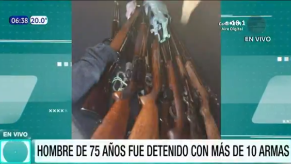 Hombre de 75 años fue detenido con un arsenal de armas