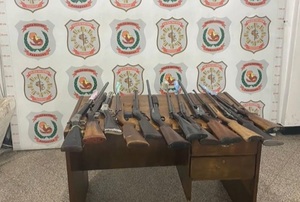 Hombre fue detenido con arsenal de armas largas