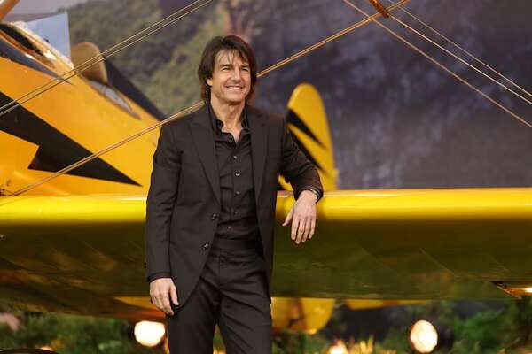 Tom Cruise se llevó todos los flashes en el estreno de Misión Imposible en Londres - Gente - ABC Color