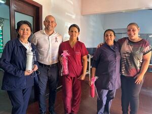 DÍA DE LA ENFERMERÍA: EL INTENDENTE JAIME HINTERLEITNER VISITÓ Y ENTREGÓ PRESENTES A LIC. EN ENFERMERÍA