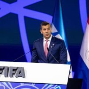 “El Paraguay está de pie”: Presidente Peña celebró la histórica realización del Congreso de la FIFA en Asunción :: Presidencia de la República del Paraguay