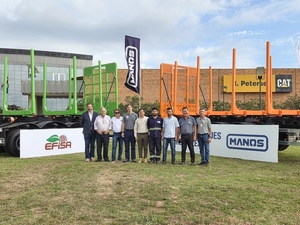 H. Petersen entregó lote de equipos a EFISA - Amigo Camionero