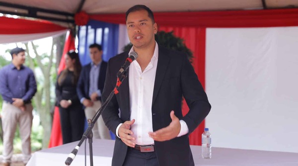 Prieto denuncia motivación política tras pedido de intervención
