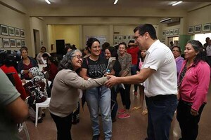 Gobernación de Alto Paraná realiza jornada de salud en homenaje a las madres | DIARIO PRIMERA PLANA