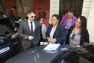 Colorados disidentes celebran pedido de intervención de la Comuna de Asunción - Política - ABC Color
