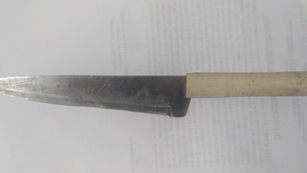 Un hombre muere apuñalado con un cuchillo de carnicero en Limpio