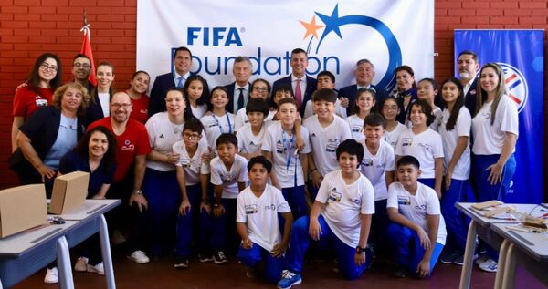 Fútbol, robótica y educación: Presentan el taller “Defensores del Arco” en el marco del Congreso de la FIFA