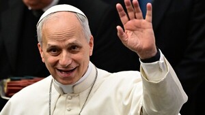 Monumental ofrece cobertura especial de la entronización del Papa