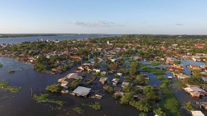El río Paraguay sigue en ascenso en Asunción y se aleja de niveles críticos - OviedoPress