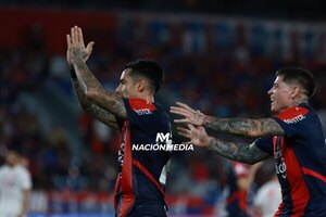 Versus / Sergio Araújo volvió a marcar, pero solo jugó 45 minutos: el motivo