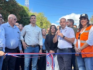 Visita presidencial en Cambyretá: Intendente Hinterleitner destaca apertura a inversiones